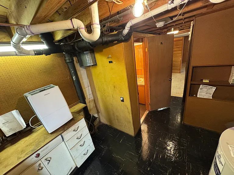 804 Elmwood Ln — Photo 34