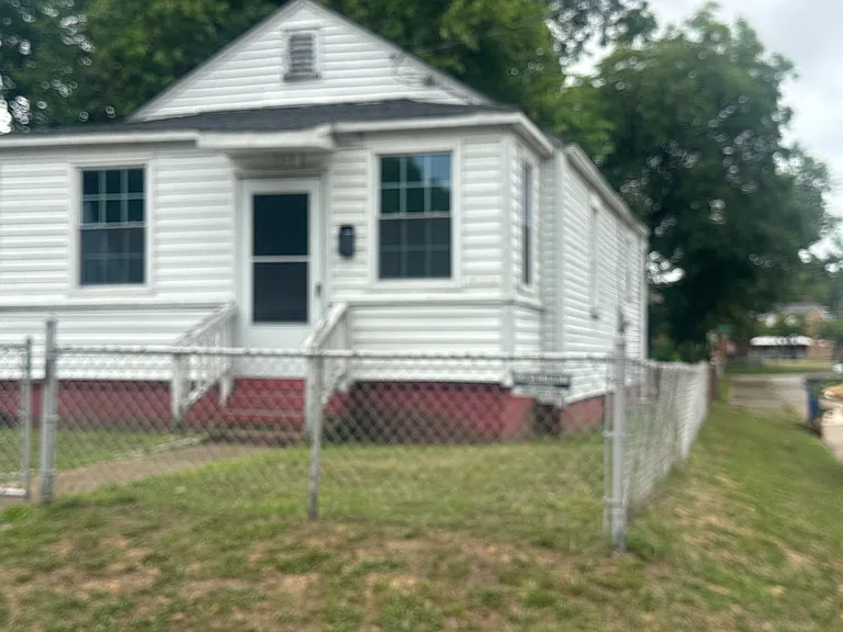 3315 Williams St — Photo 1