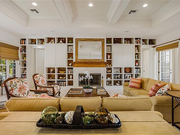 4th image of 502 White Pelican Cir
