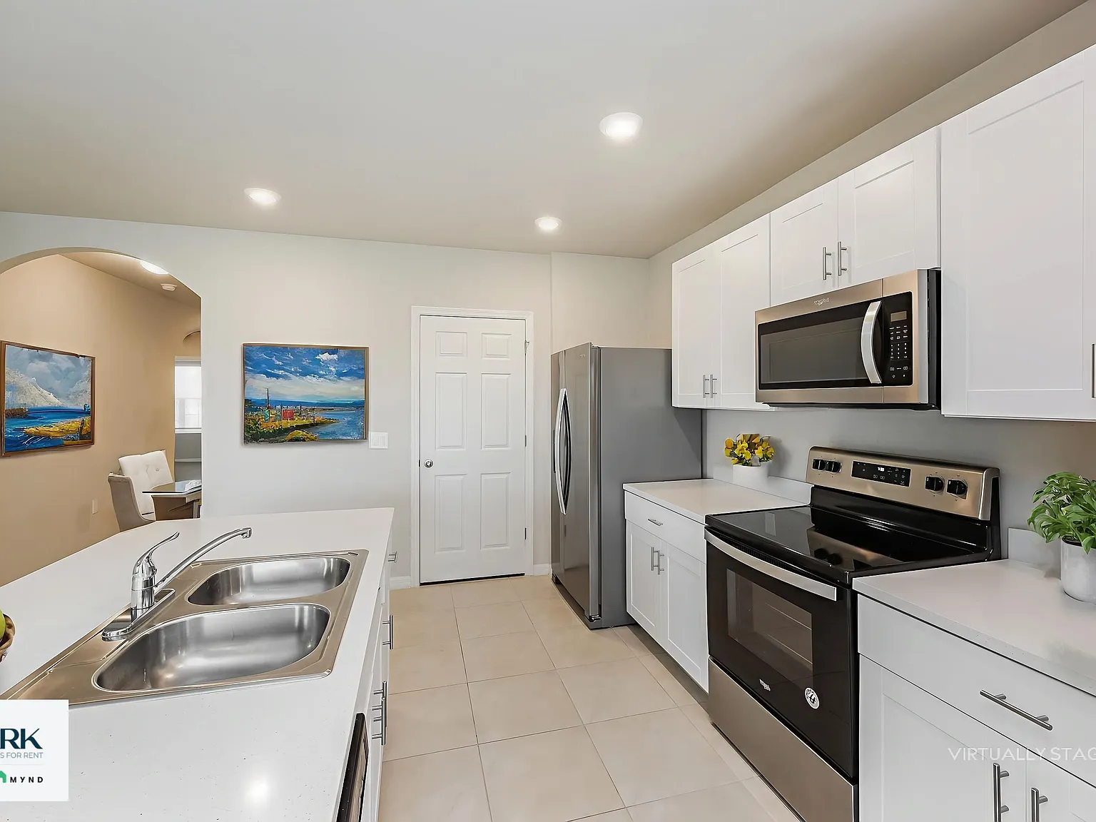 3 bed, 2.0 bath, 1672 sqft, $1,814 — Photo 4