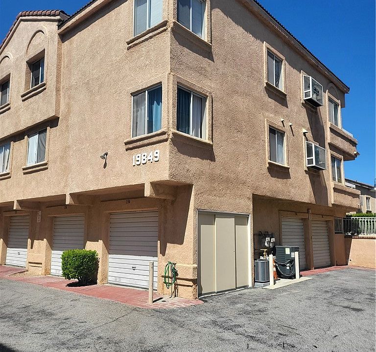 1st image of 19849 Sandpiper Pl Unit 135