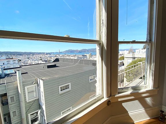 5th image of 2265 Larkin St APT 11