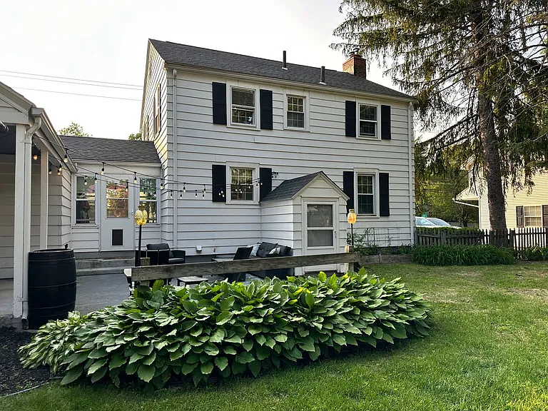340 Granby Rd — Photo 28