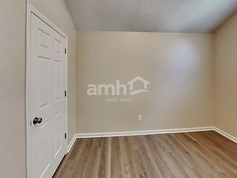 2921 Knoll View Pl — Photo 13