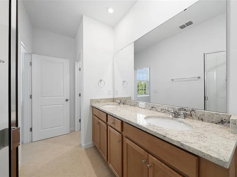 2408 Celebration Blvd — Photo 18