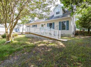 12 Pinewood Rd, Cape May, NJ 08204