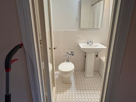 4th image of 5 Tudor City Pl APT 1417