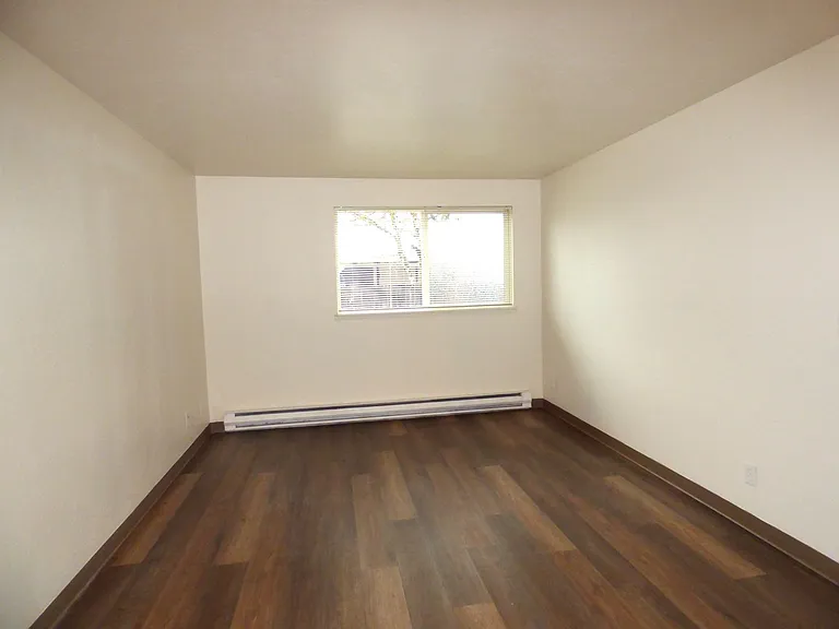 4014-4040 Arleta Ave NE — Photo 11