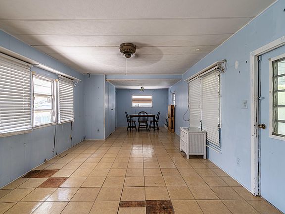 4th image of 29 Pigeon Dr