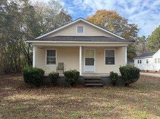 1064 Winslow St, Fayetteville, NC 28306