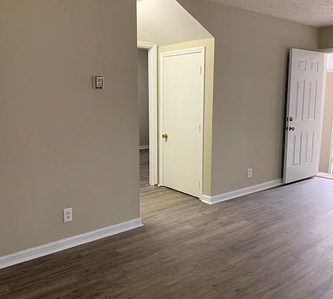 Living Area View 5