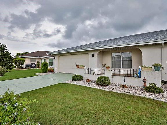 3rd image of 305 Club Manor Dr