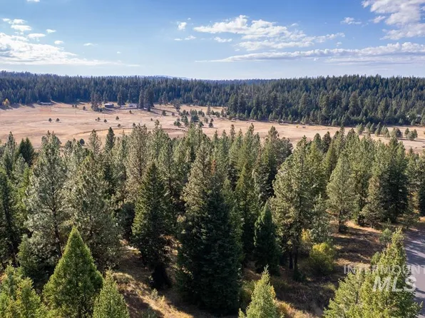 Whitefield Ln, McCall, ID 83638