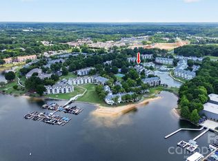 18736 Nautical Dr APT 301, Cornelius, NC 28031