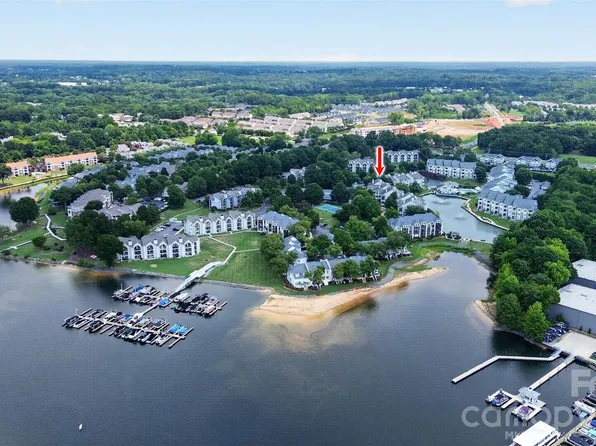 18736 Nautical Dr APT 301, Cornelius, NC 28031