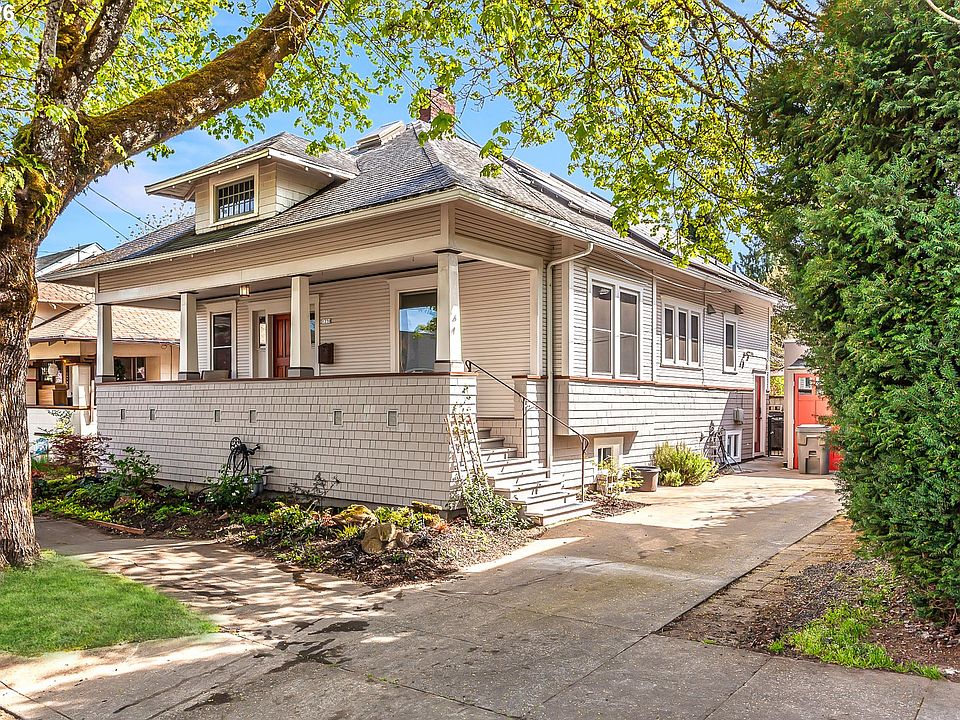 1st image of 1230 SE 32nd Pl
