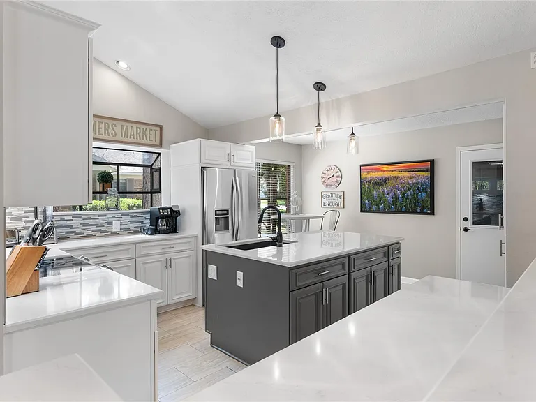 267 E Rainbow Ridge Cir — Photo 11