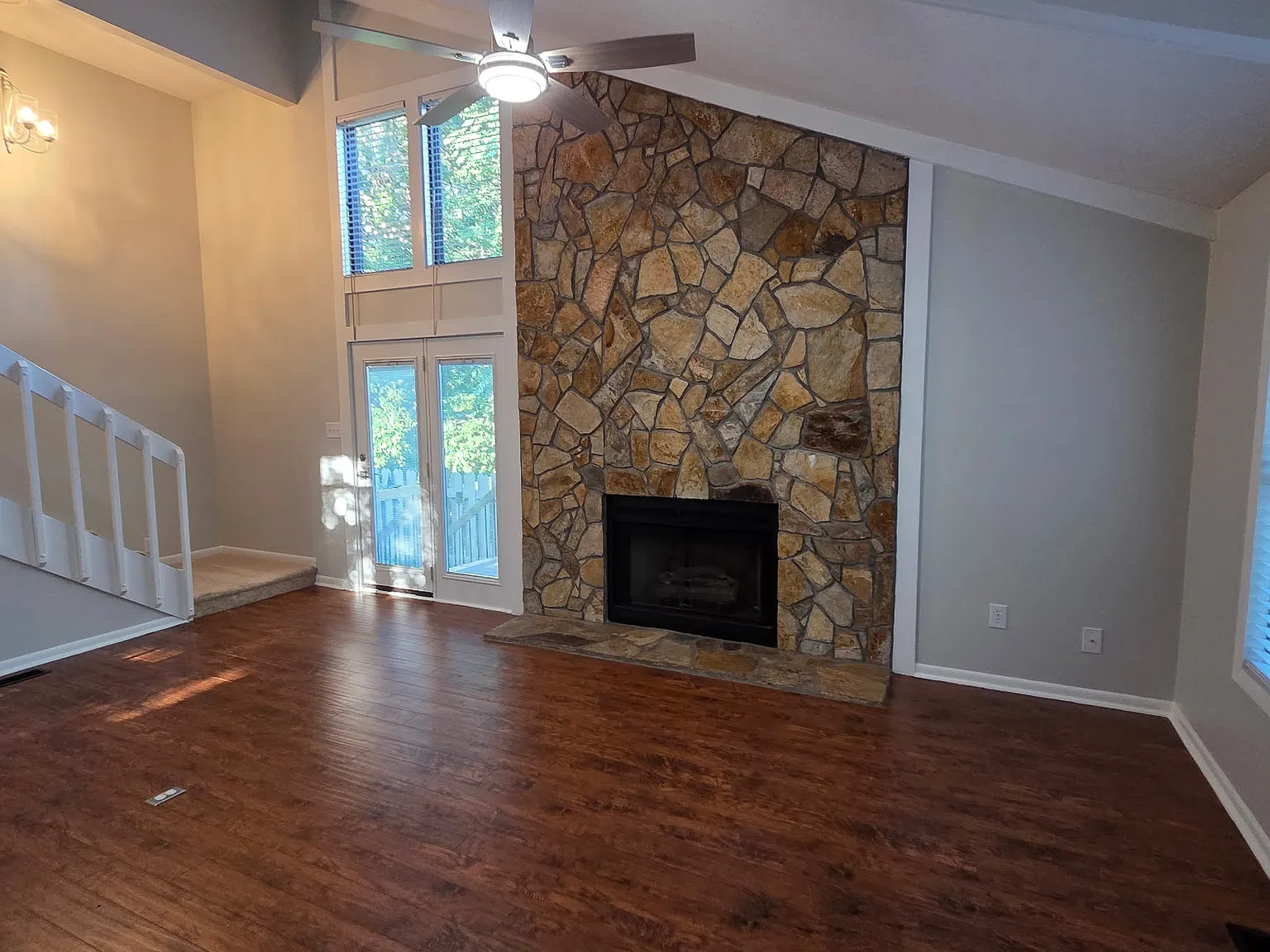 3 bed, 1700 sqft, $2,195 — Photo 3