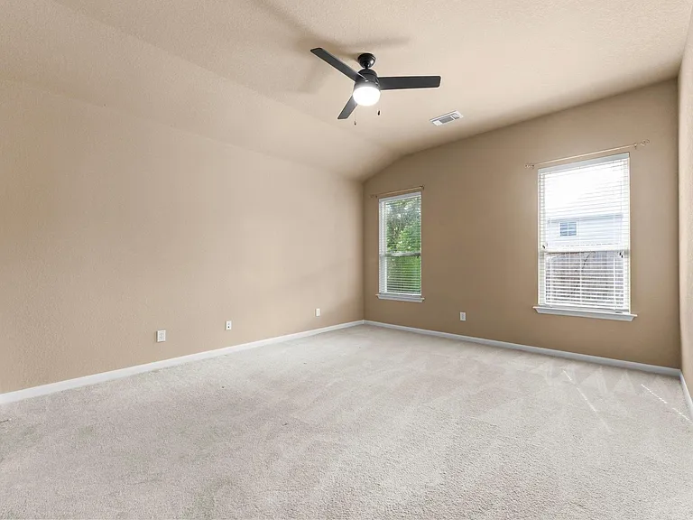 21127 Gladys Yoakum Dr — Photo 23