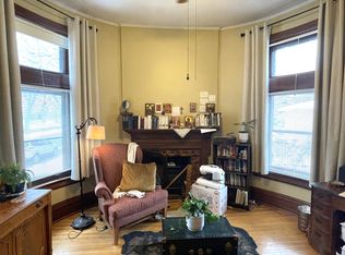 123 Nina St #1, Saint Paul, MN 55102