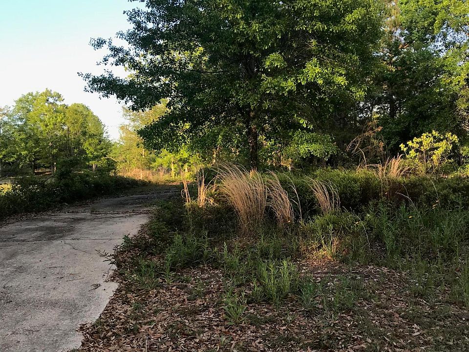 2nd image of 104 Bienville Dr