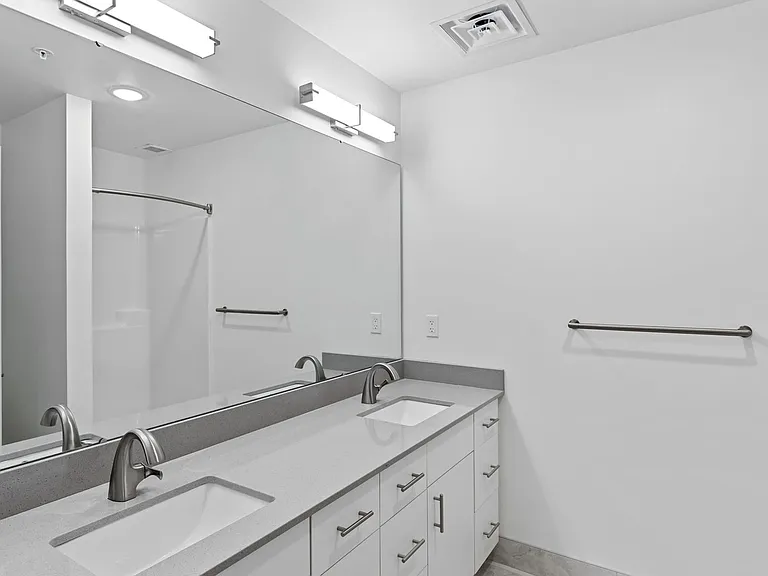 501 S Capitol Ave — Photo 9