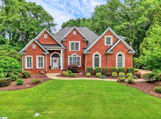 14 Wolf Run Dr, Simpsonville, SC 29681