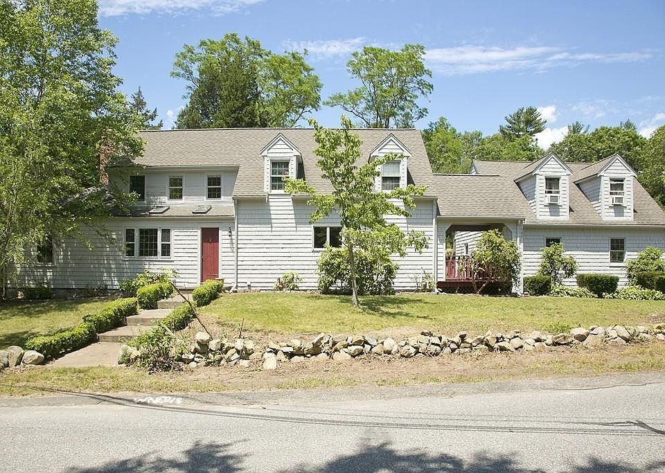 1st image of 482 Keene St
