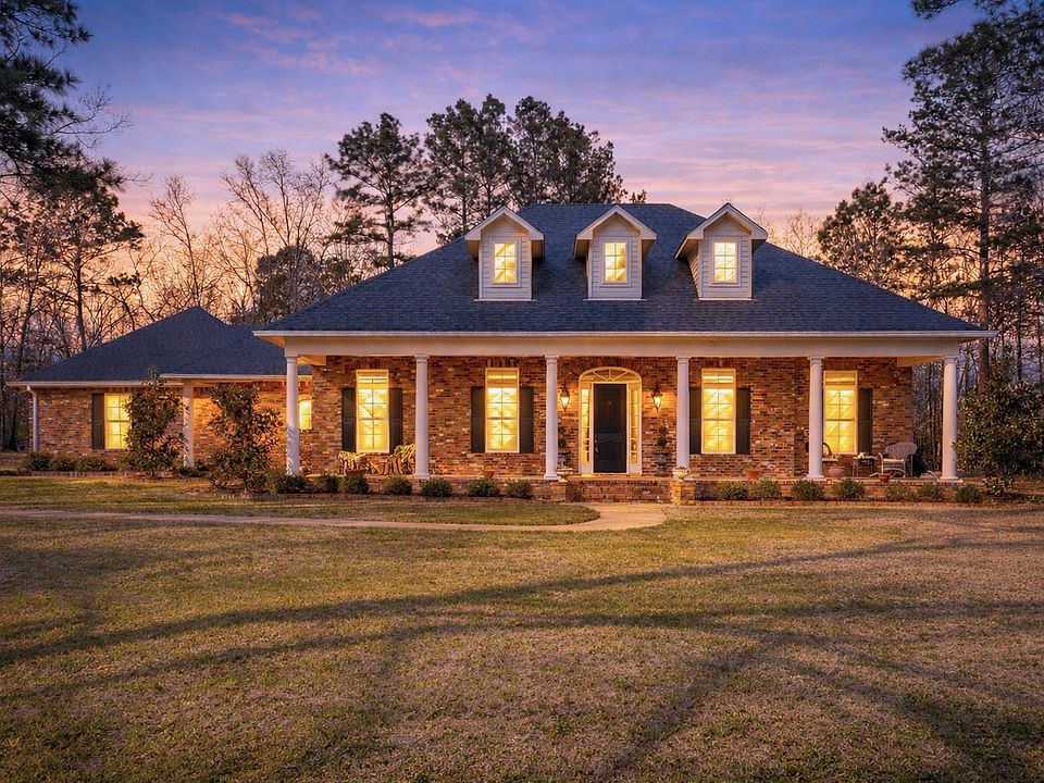 1st image of 441 Graybill Plantation Rd