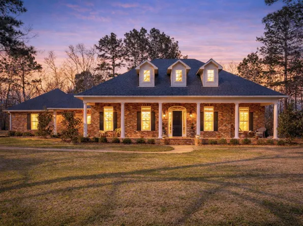 441 Graybill Plantation Rd, Longview, TX 75603