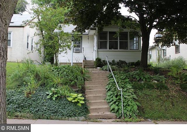 2nd image of 1867 Ames Ave