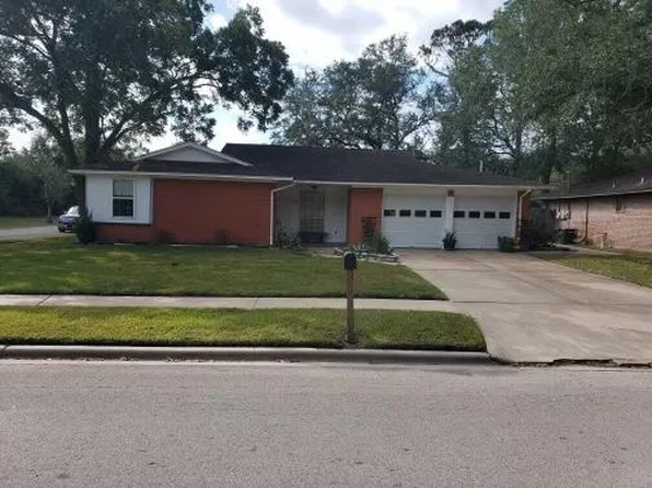 2024 Baywood Dr, Bay City, TX 77414