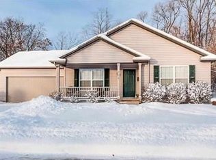 715 N Hill St, South Bend, IN 46617