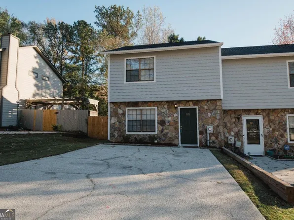 2579 Sweetridge Ct, Lithia Springs, GA 30122