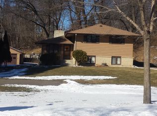 943 85th Ln NW, Coon Rapids, MN 55433