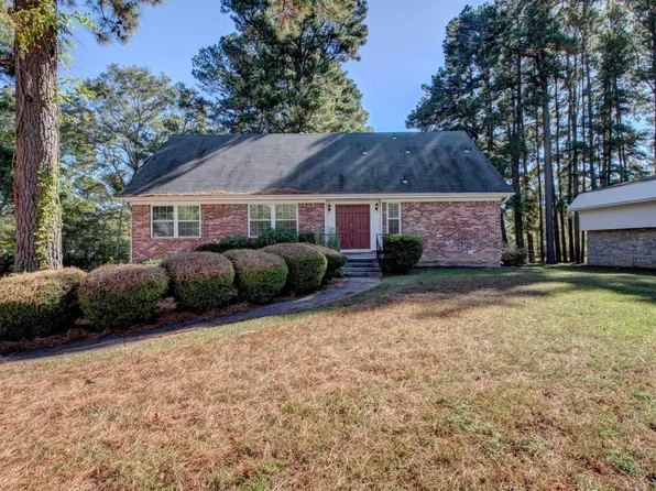 2800 Gray Fox Ln, Jacksonville, AR 72076