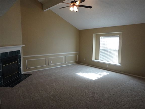 3rd image of 5504 Royal Meadow Ln