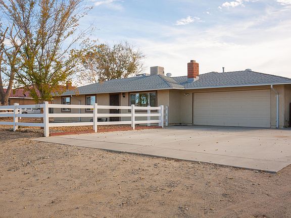 4th image of 10316 E Avenue S10
