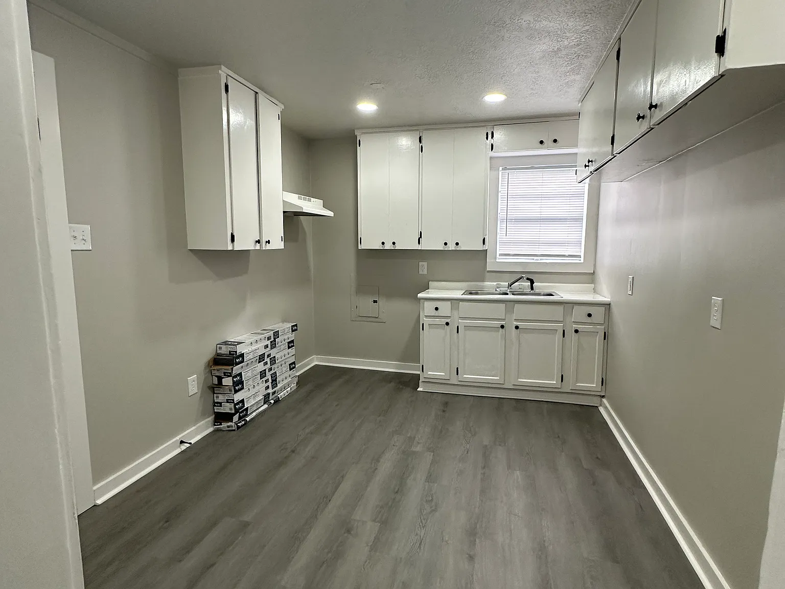2 bed, 800 sqft, $895 — Photo 3