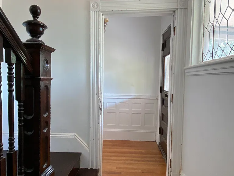 35 Waldeck St #1 — Photo 20