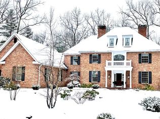 1 Townsend Rd, Farmington, CT 06032