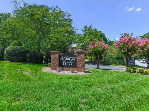 5236 Hilltop Rd Unit 111, Jamestown, NC 27282