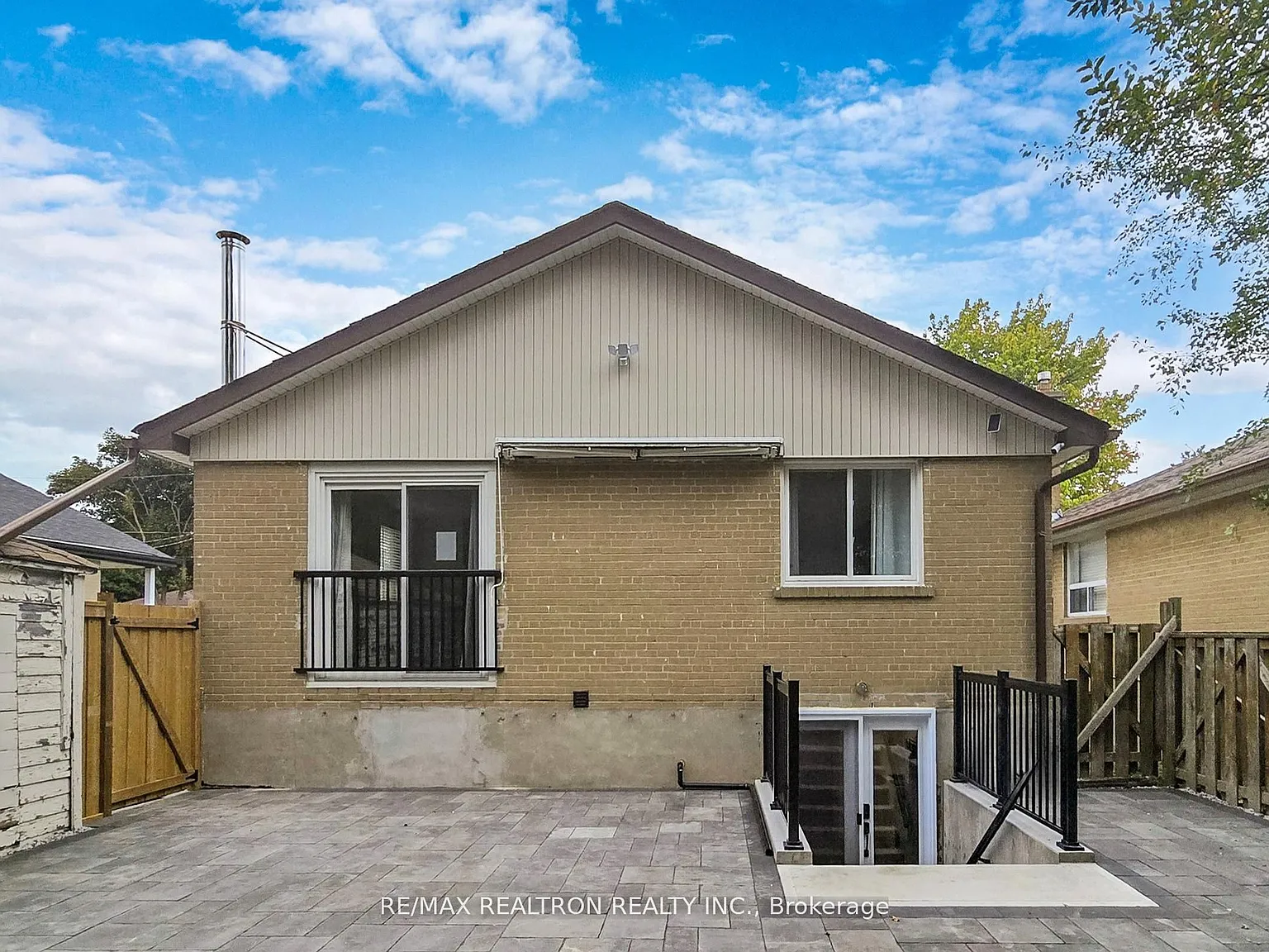 2 bed, $1,999 — Photo 4
