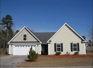 102 Tucker Creek Ln, Havelock, NC 28532