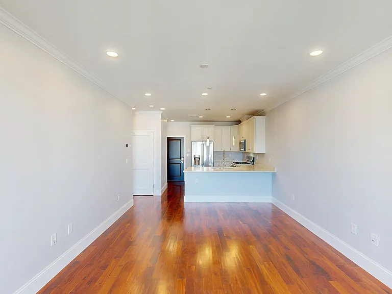 87 Medford St #215 — Photo 5