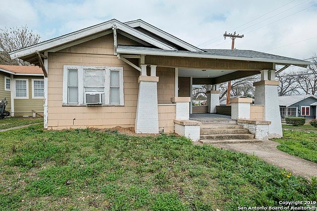 1st image of 801 W Agarita Ave