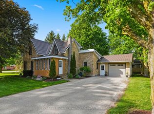 27 King St, Huron East, ON N0G1H0