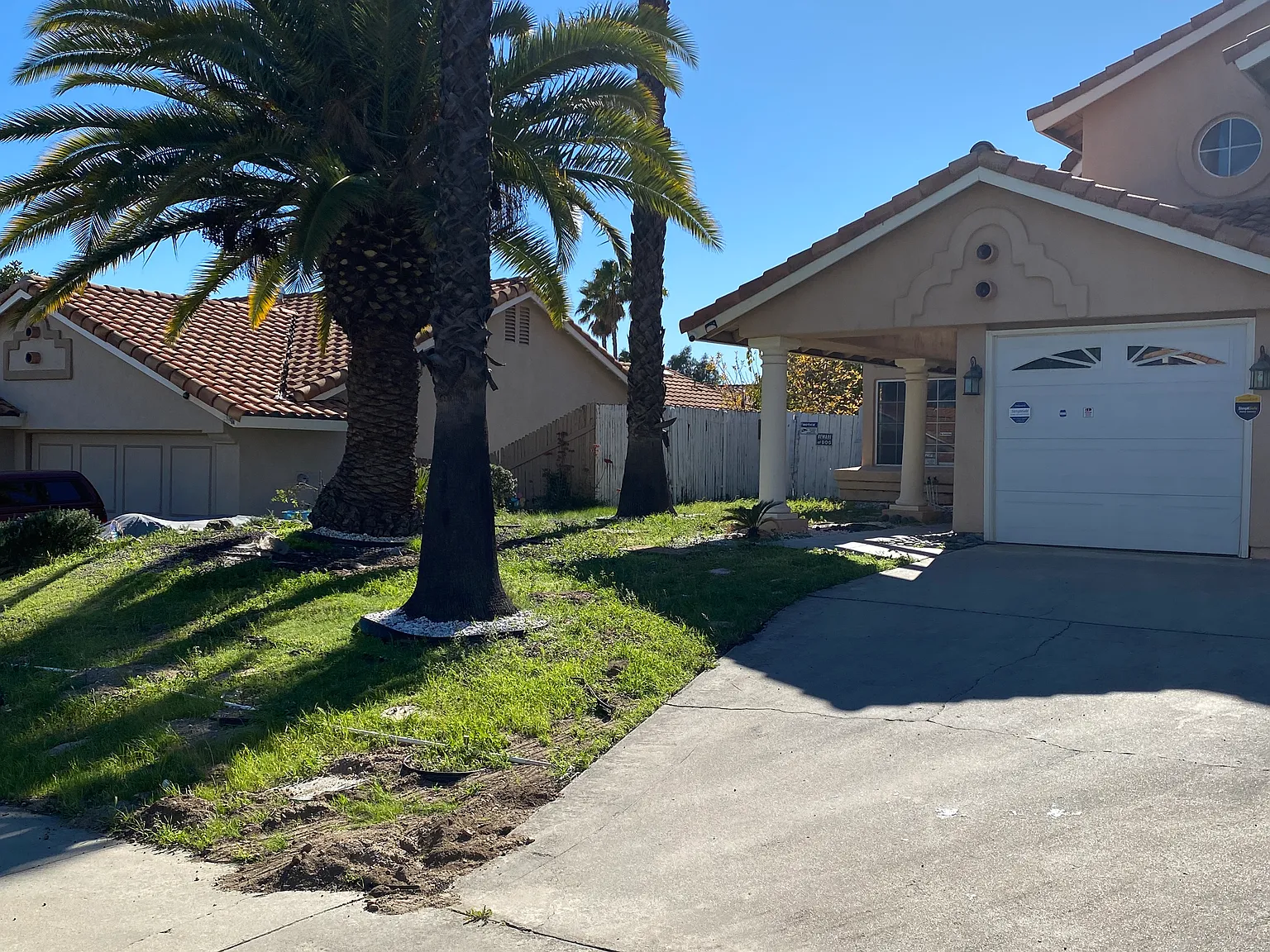 3 bed, 2.5 bath, 1750 sqft, $2,975 — Photo 2