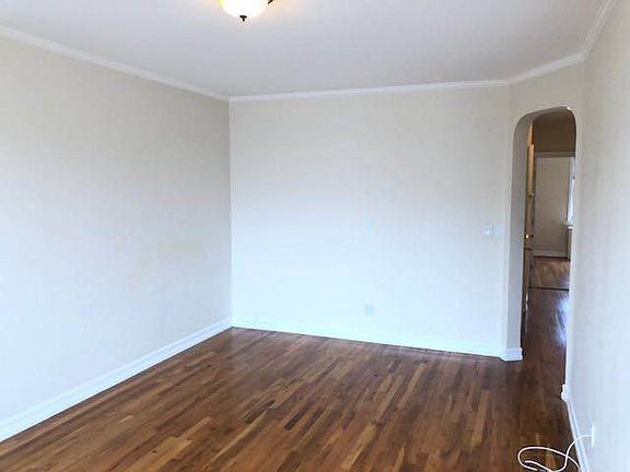 3rd image of 22-23 47th St #2F