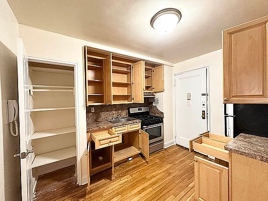 2nd image of 17860 Wexford Ter APT 2d